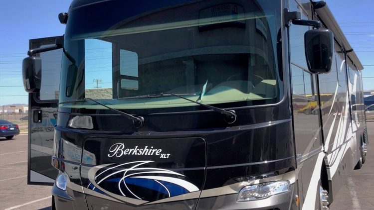RV Windshield Replacement Costs 2025 RV Windshield Replacement Costs 2025
