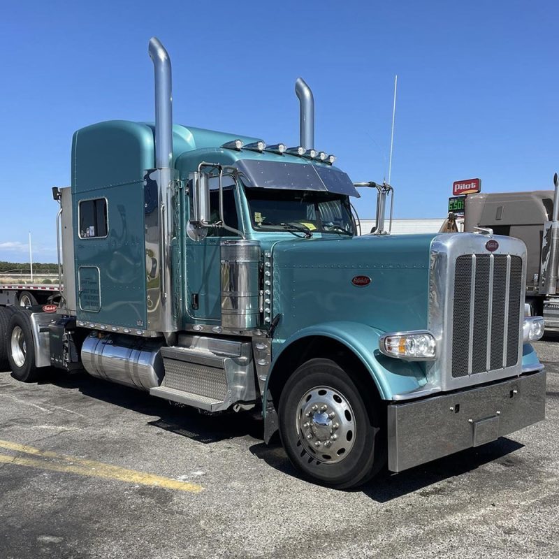 Peterbilt Windshield Replacement - Dave's Metro Auto Glass